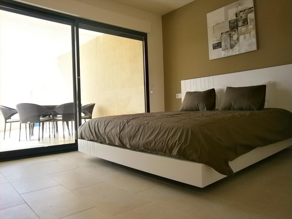 Ashanti Bay Luxury Golf Apartment Алтеа Стая снимка
